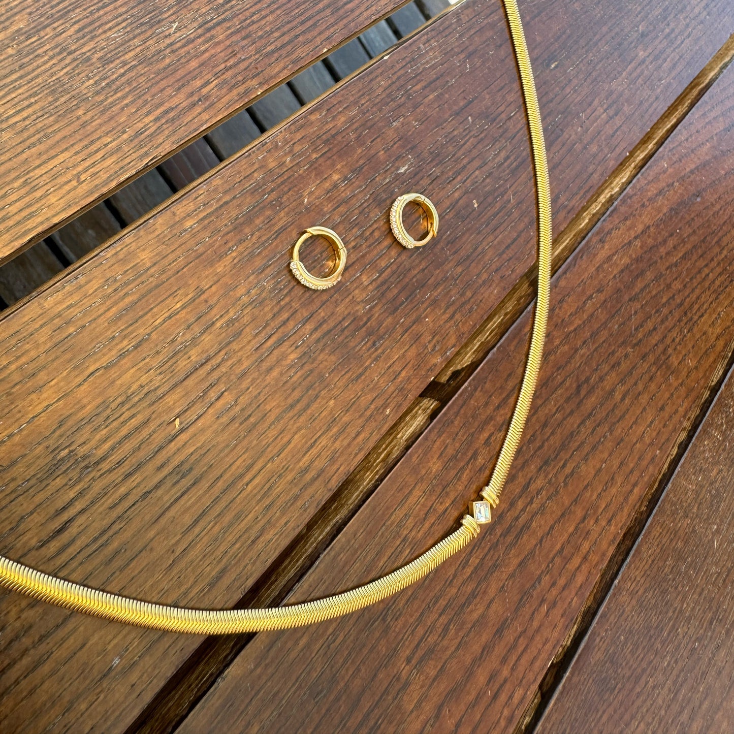 Sleek Zirkonia Halskette